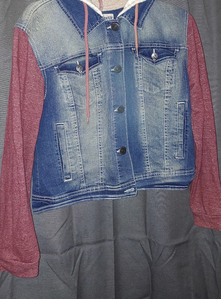 Jean jacket - Picture 2 of 3